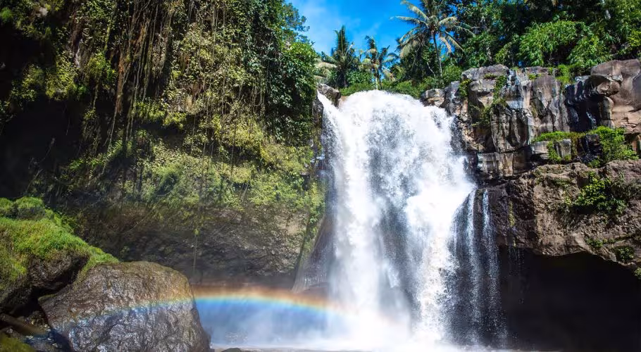 Tegenungan Waterfall in Bali Tegenungan Waterfall in Bali Tegenungan Waterfall in Bali Tegenungan Waterfall in Bali